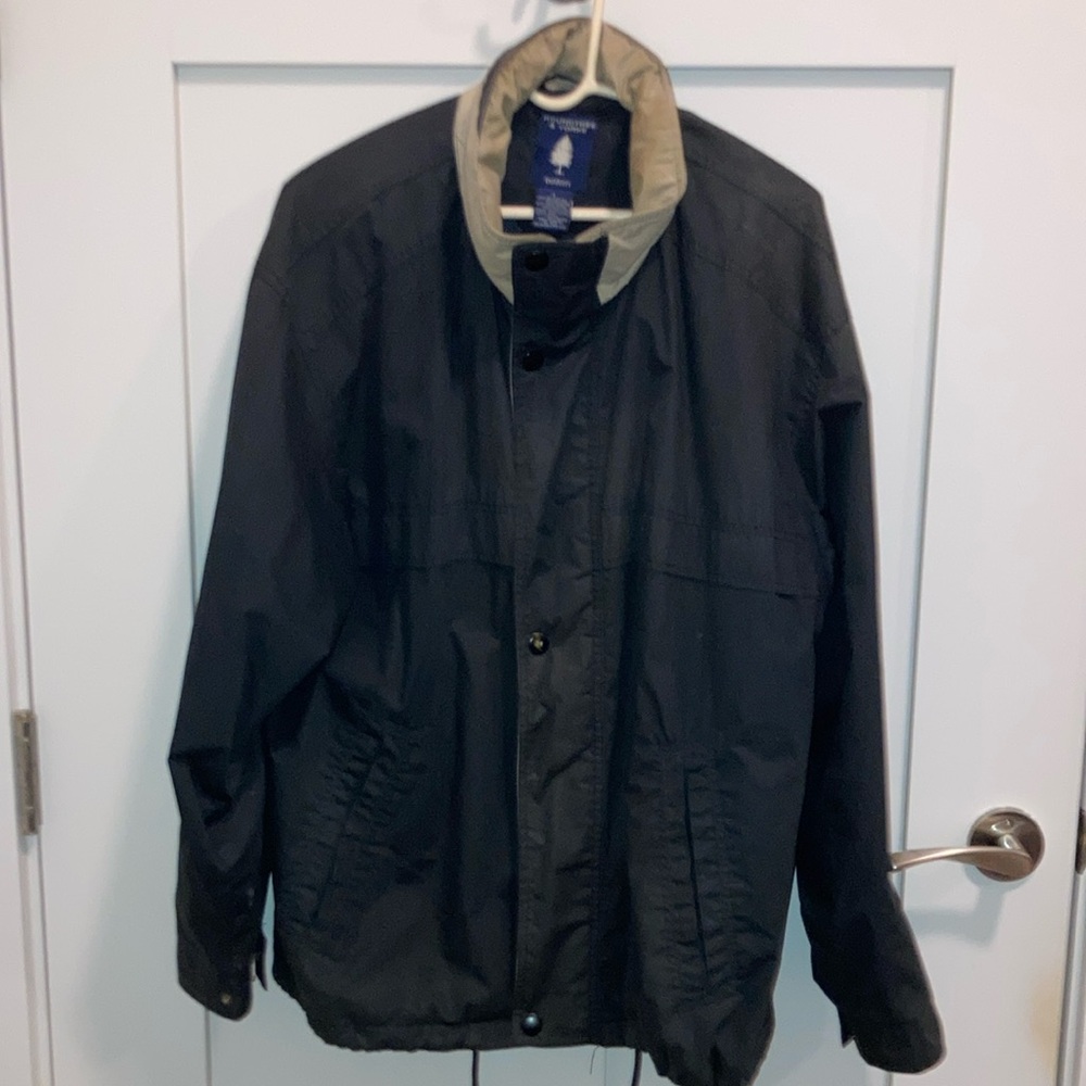 Men’s jacket with hidden hood under collar. Roundtree & Yorke.